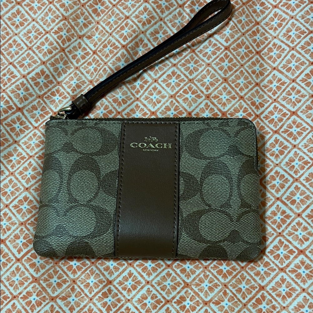 Coach Signature Black and Brown Wristlet